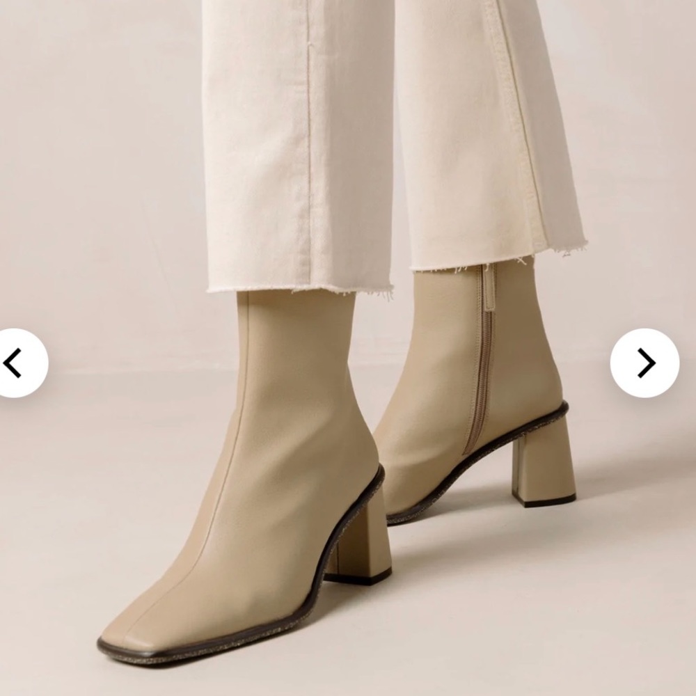 Alohas booties